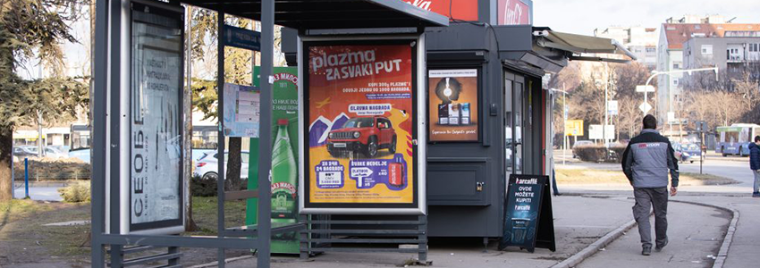 Znakovni jezik na autobuskoj stanici